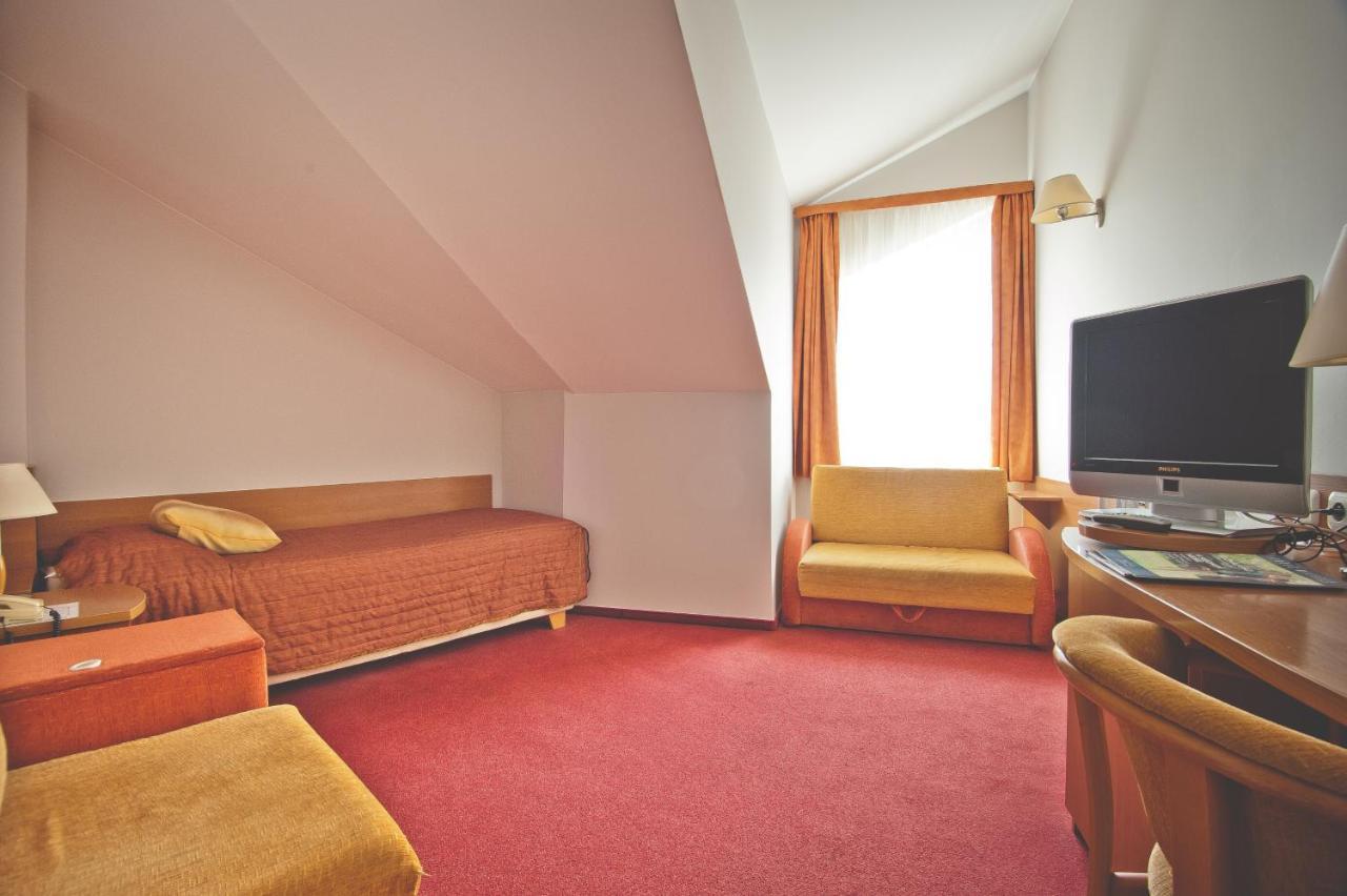 Hotel Akwawit 레스노 객실 사진